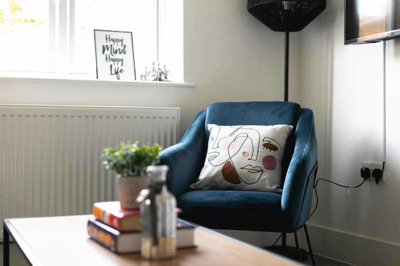 Skyvillion - London Enfield Chase Apartments With Parking & Wifi Kültér fotó